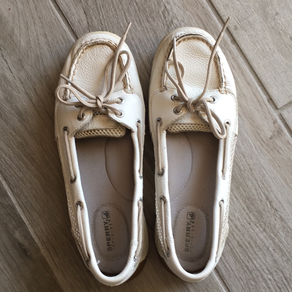 Sperry Women’s boatshoe